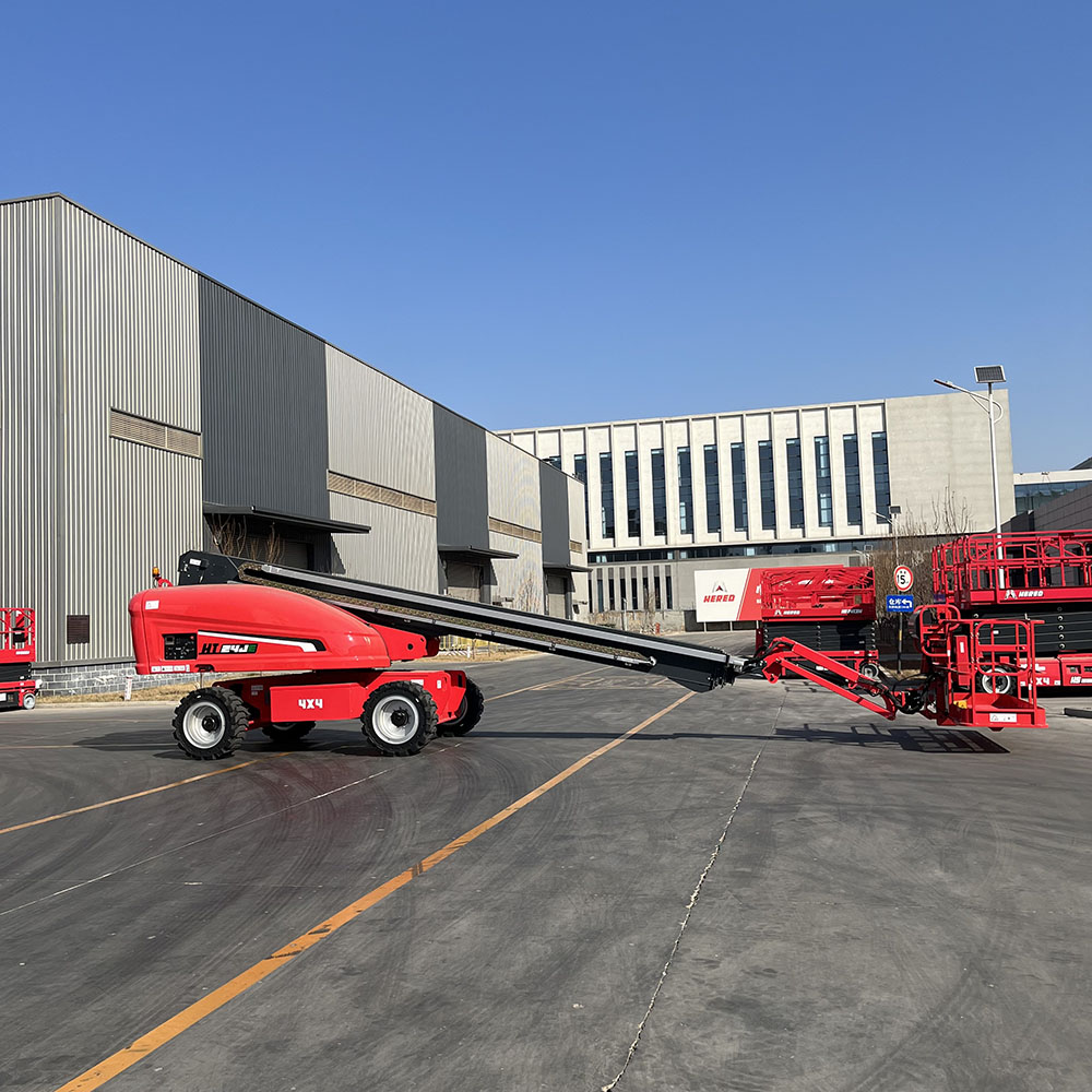Platform of a HERED HT22JE telescopic boom lift at ground level