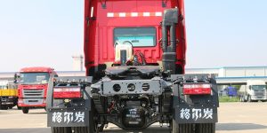 Tractor-019